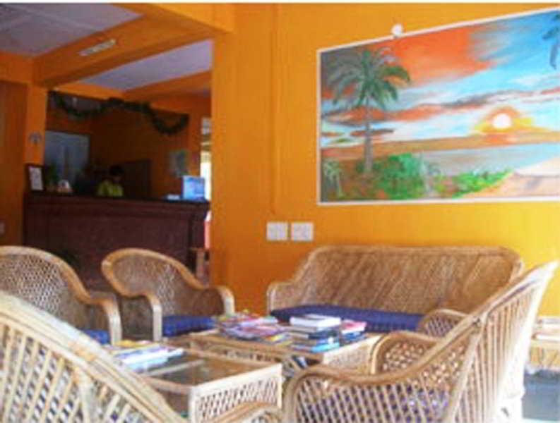 Rahi Coral Hotel 2*