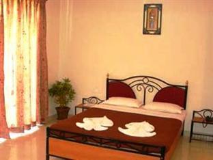 Rahi Coral Hotel 2*