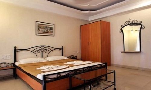 Rahi Coral Hotel 2*